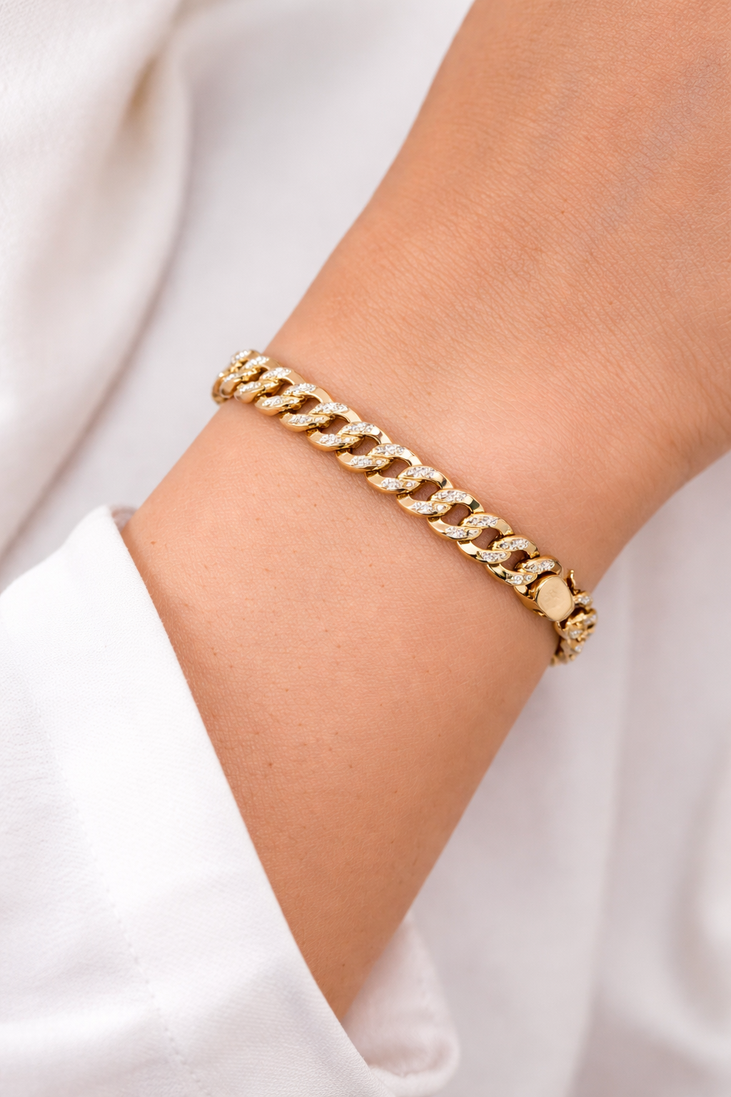 10K Gold Curb White Pave Chain 4.4 mm