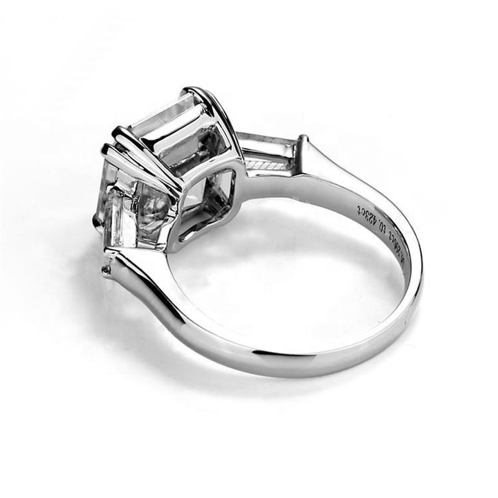 18K Gold 1.2 CT Moissanite Ascher Ring