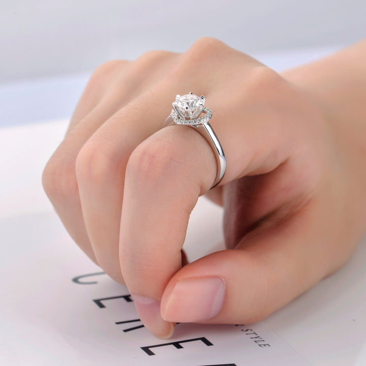 18K Gold 1 CT Moissanite Halo Ring