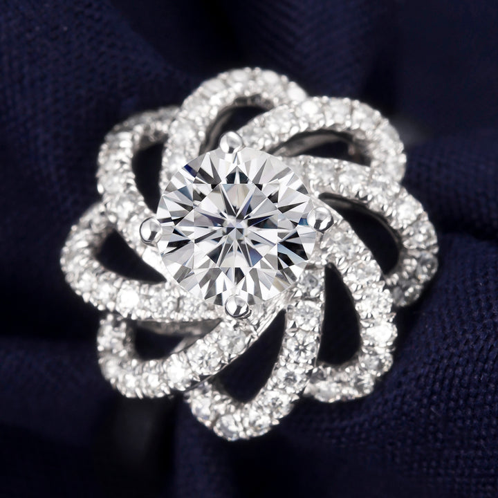 18K Gold 1 ct Moissanite Ring