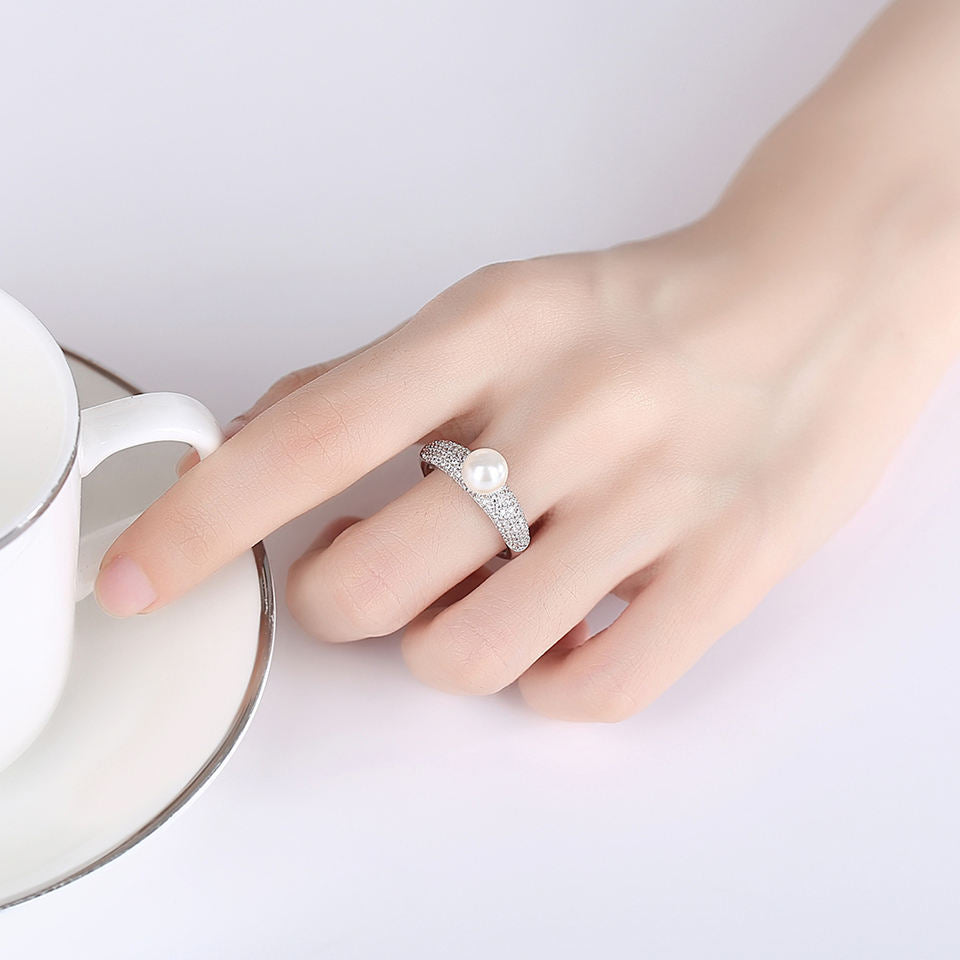 Freshwater Pearl Pavé Silver Ring