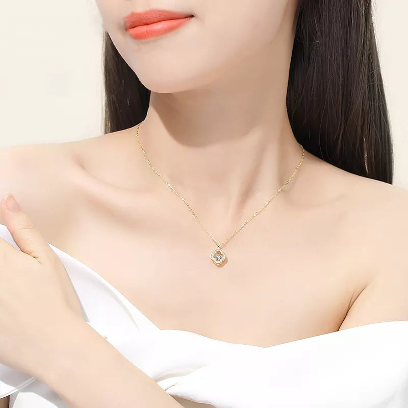 Diamond Simulant Clover Motion Gold Necklace