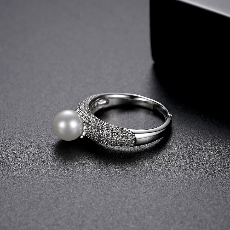 Freshwater Pearl Pavé Silver Ring