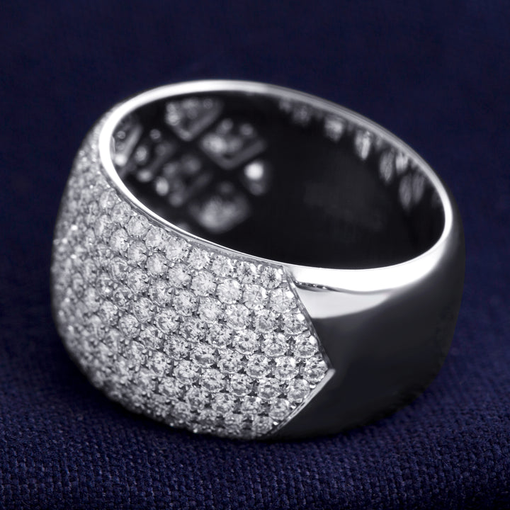18K Gold 1.86 TCW Moissanite Band