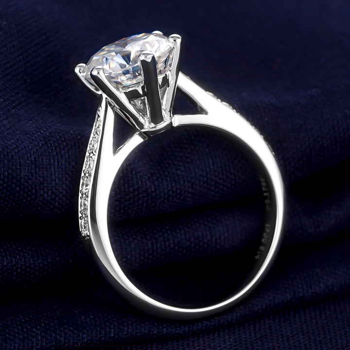 18K Gold 1 TCW Moissanite Solitaire Ring