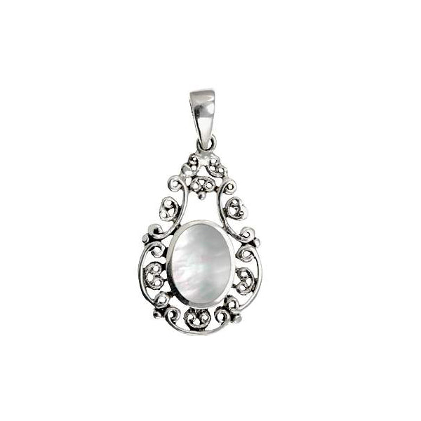 Silver & Pearl Necklace